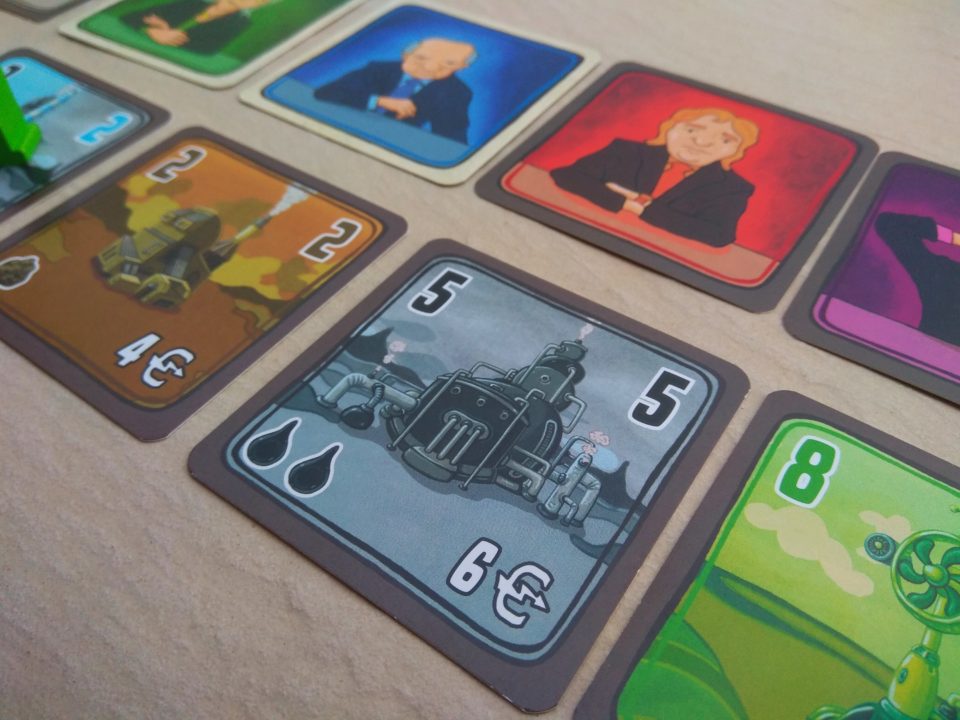 Wysokie napięcie: Gra karciana