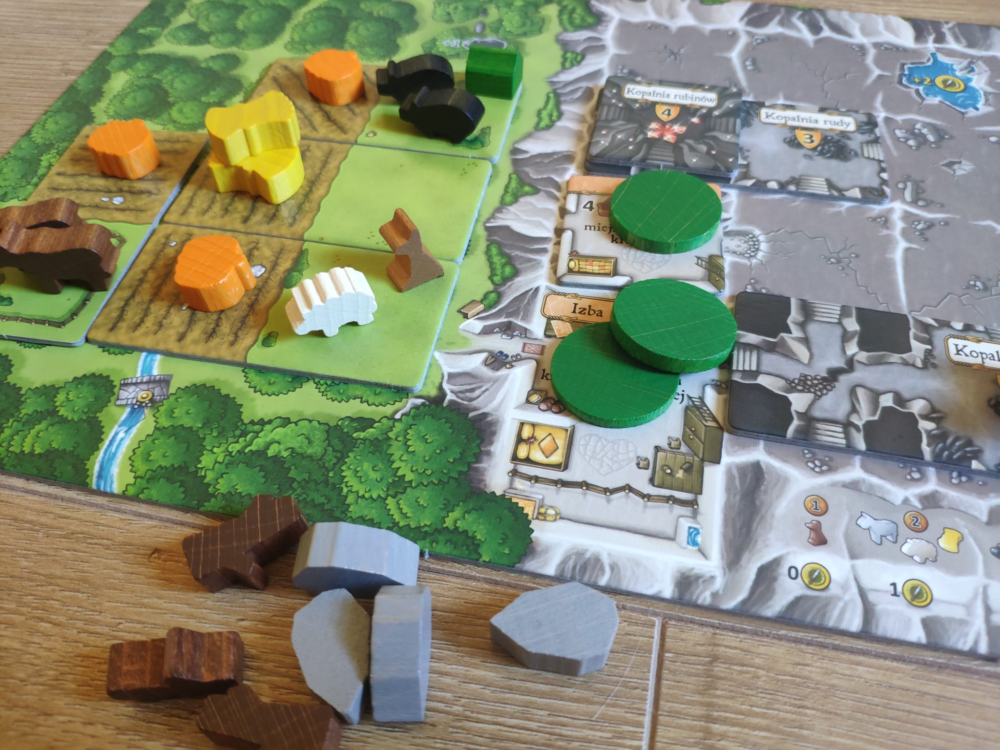 Plansze graczy w grze Kawerna