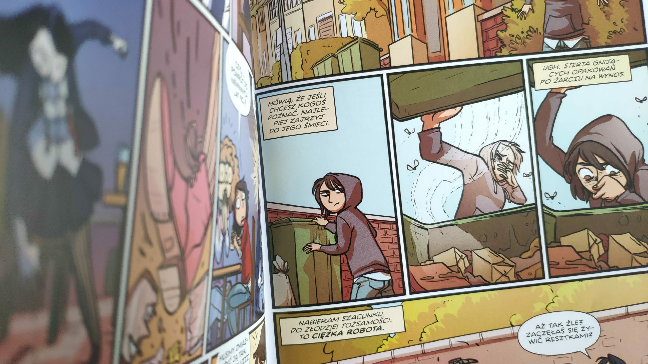 Giant Days tom 1 komiks